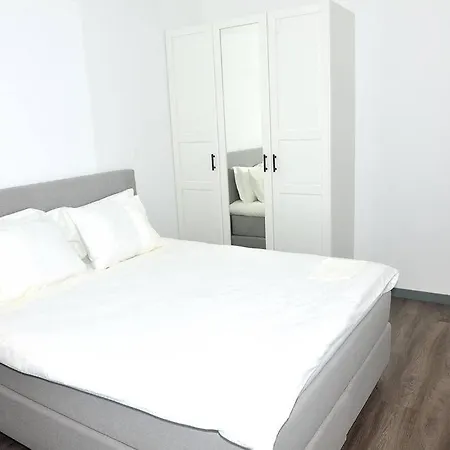 Nemuno Upes Apartamentai Kaunas Exterior photo